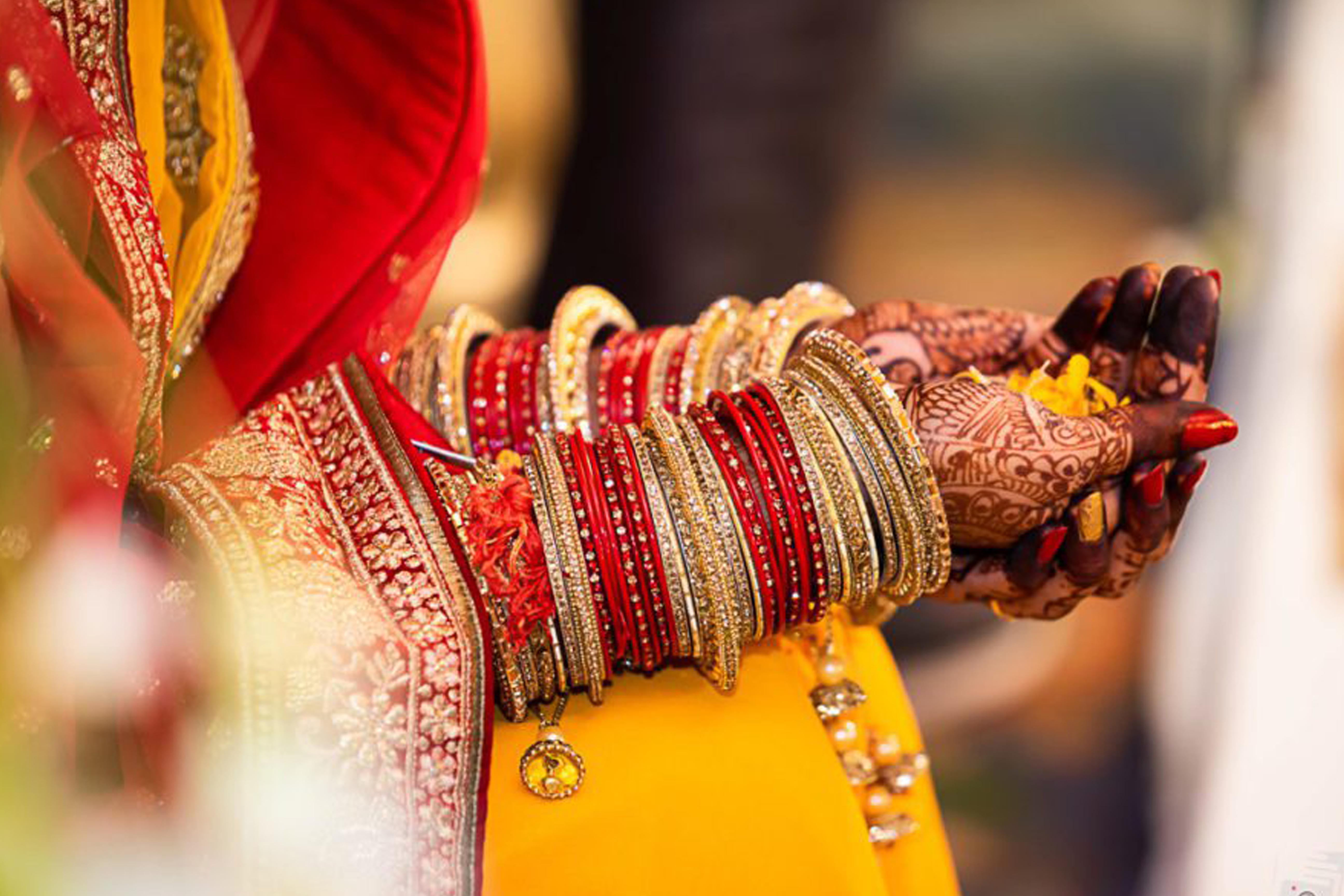 designer-bangles-for-wedding